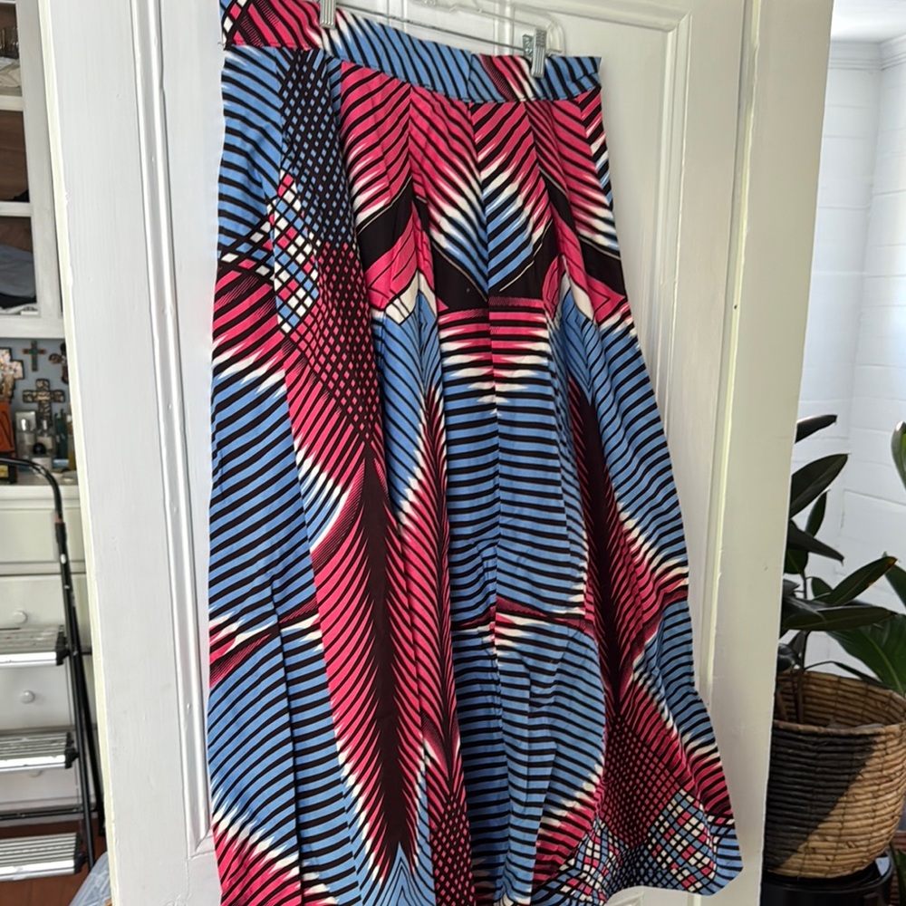 LIKE new francis + Benedict long maxi pink blue skirt pockets $198 retail